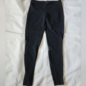 TNA leggings Size Large